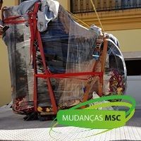Mudanças MSC mais de 14 anos ao seu serviço Armazenamento temporário