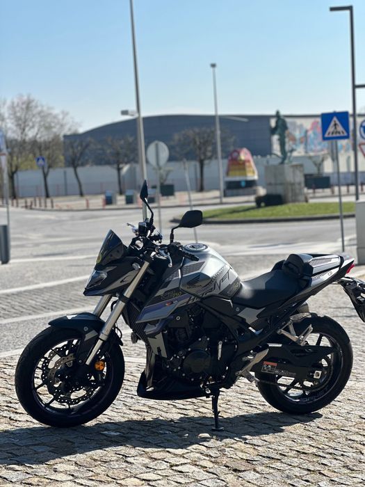 Honda cb750 Hornet