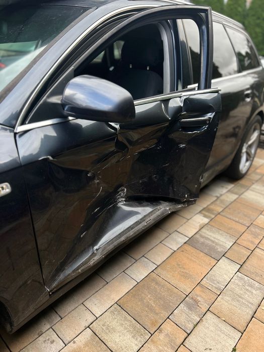 Audi A6C6 quatro 3.0tdi uszkodzony