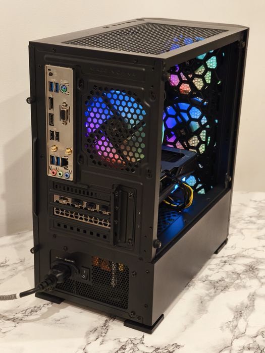 Игровой пк GIGABYTE RTX 3060 (3 куллера), Ryzen 5 5600, 16GB, 500GB