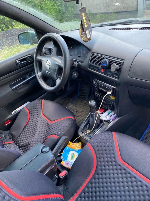 Продам Volkswagen Golf 4