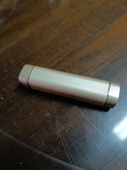 Bluetooth earphone and mini power bank64585881209729122