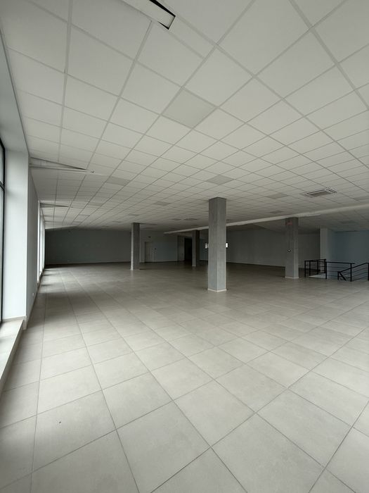 Оренда комерційного приміщення 430 м², 2 поверх, 2 входи, 200 грн/м²