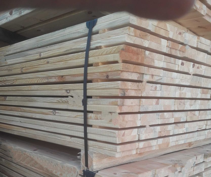 Deska strugana sucha 22x90mm 4mb