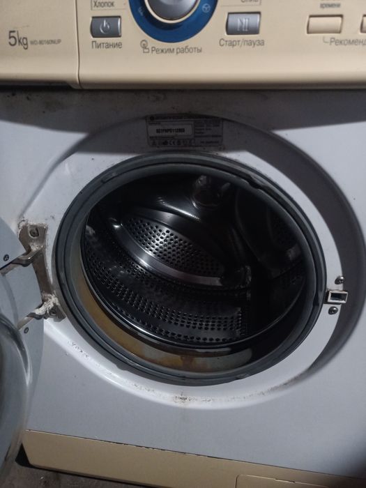 Пральна машина LG