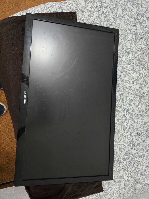 Samsung 27" LCD Monitor, Also Suitable as a PC Monitor64309592253442120