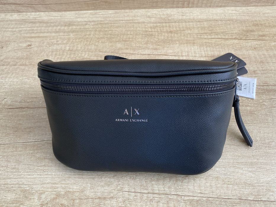 Сумка на пояс Armani Exchange. Оригинал.