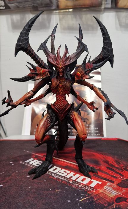 Diablo 3 Neca Figurka Orginalna USZKODZONA!