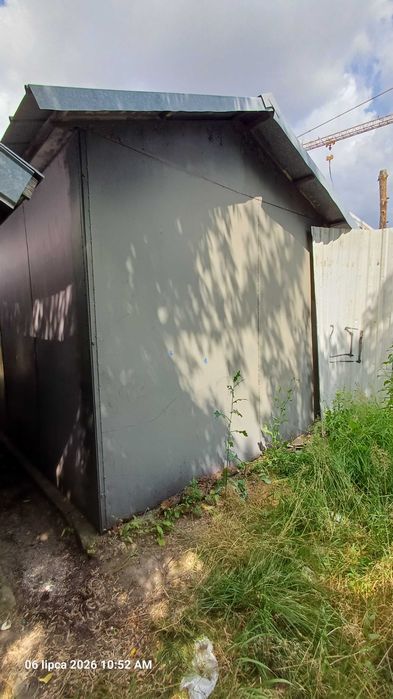 Garaż blaszany, używany, w dobrym stanie