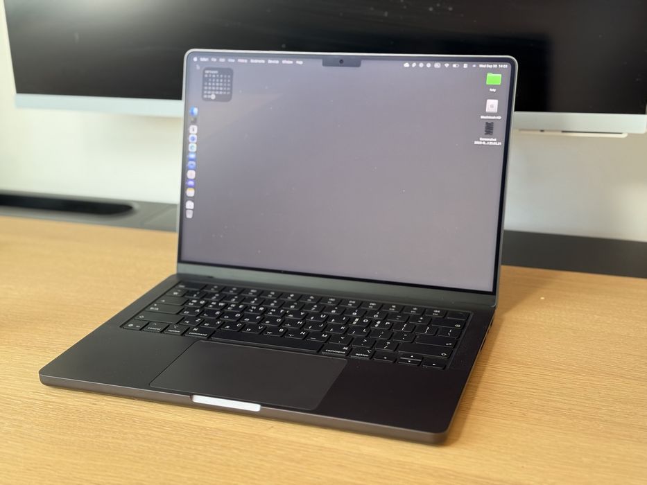MacBook Pro 14 M5 pro 48GB Ram 2TB ssd matowa matryca