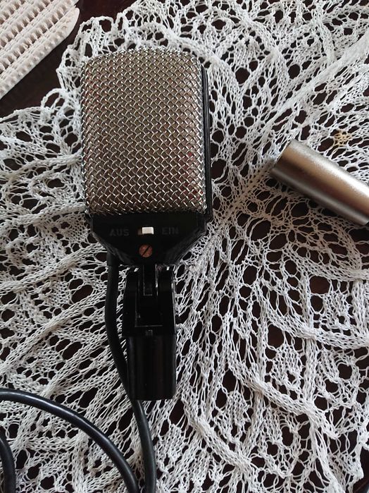Mikrofon akg D14 made in Austria