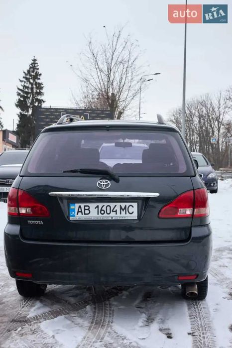 Toyota Avensis Verso 2002