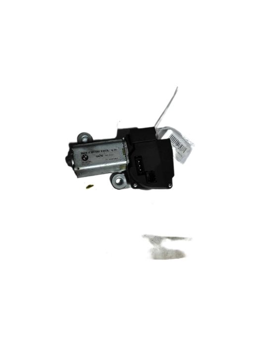 BMW E39 - Silniczek wycieraczek tył