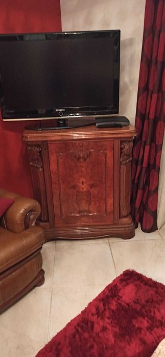 Móvel bar em madeira