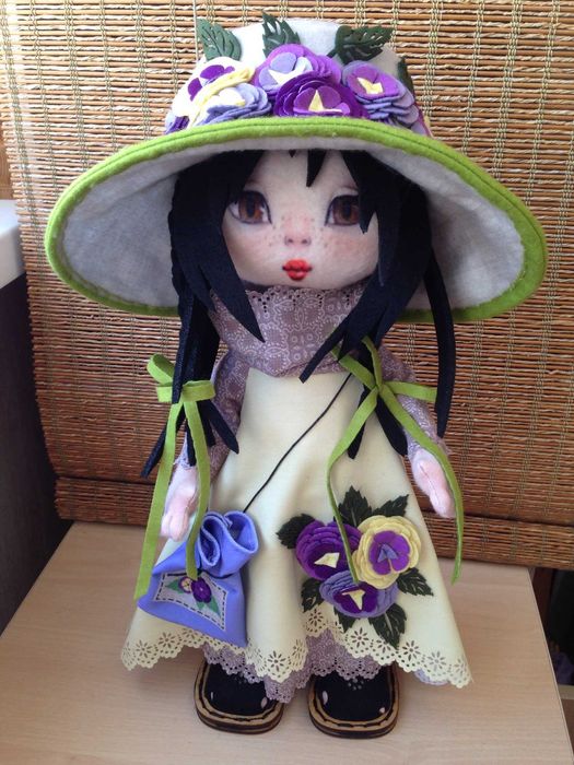 Текстильная кукла ручной работы