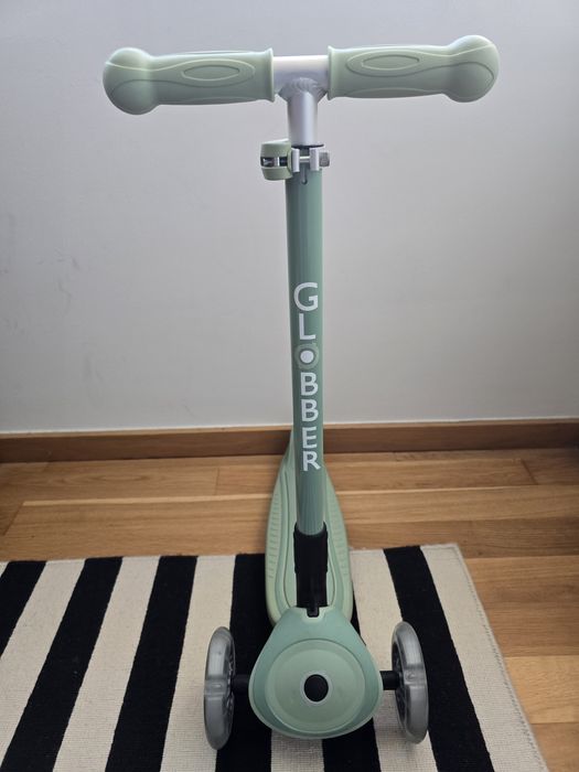 Trotinete de Criança 3 em 1 com caixa - usada 3 vezes