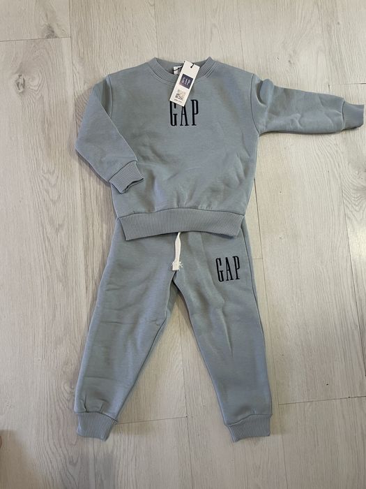 Теплий Костюм GAP