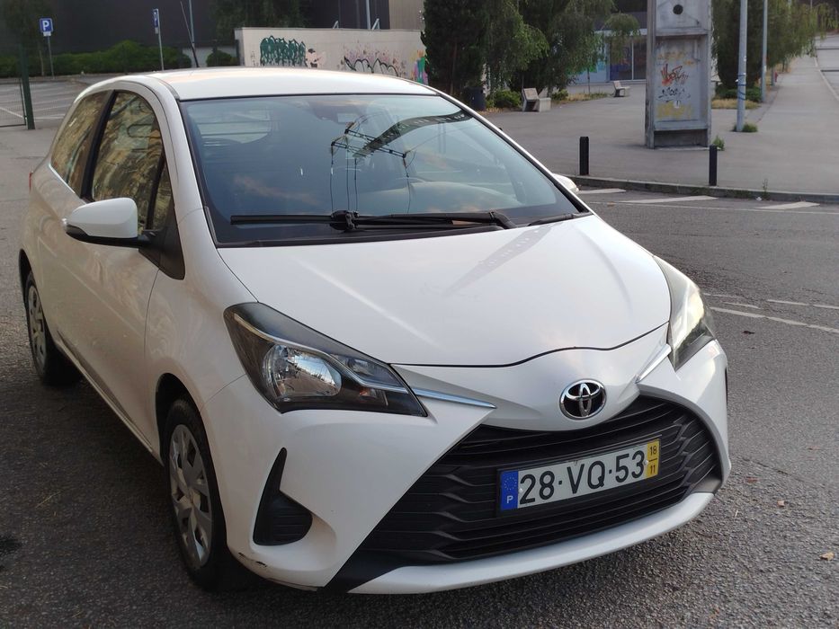 Toyota Yaris 1.4 D4D 90 CV Deduz IVA 11/2018