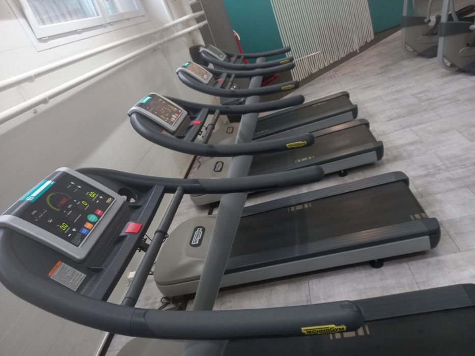 Беговая дорожка Technogym jog now 500 Led