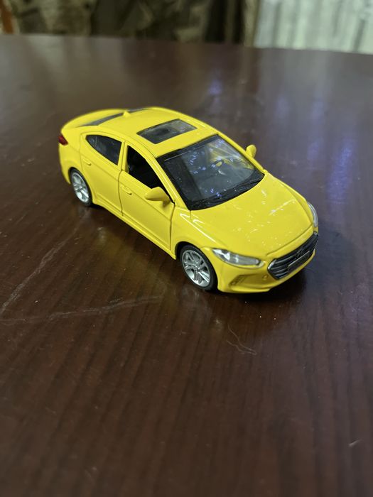 Машинки колекційні