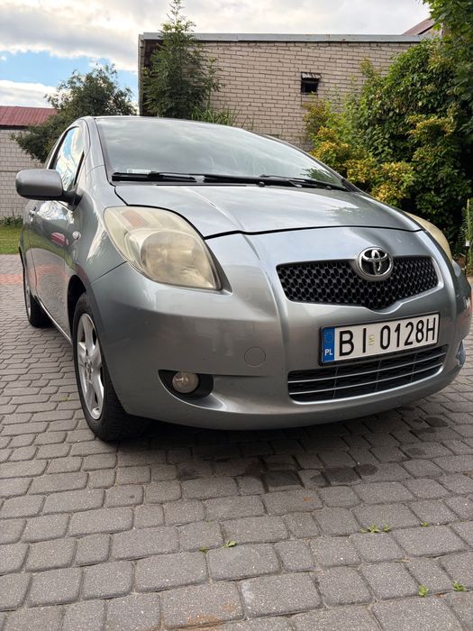 Toyota Yaris 2008 r. silnik 1.5 automat
