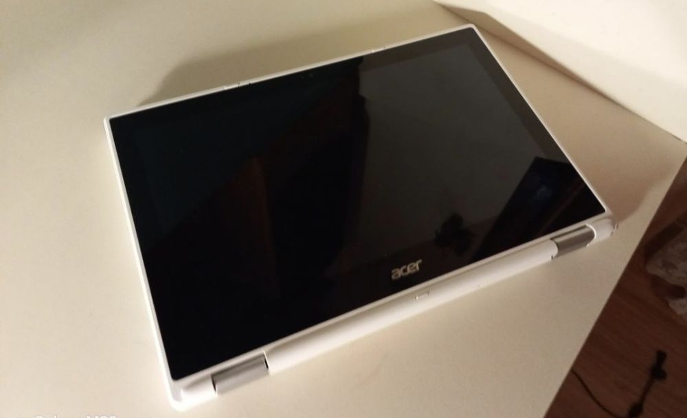 Продам йога бук acer!