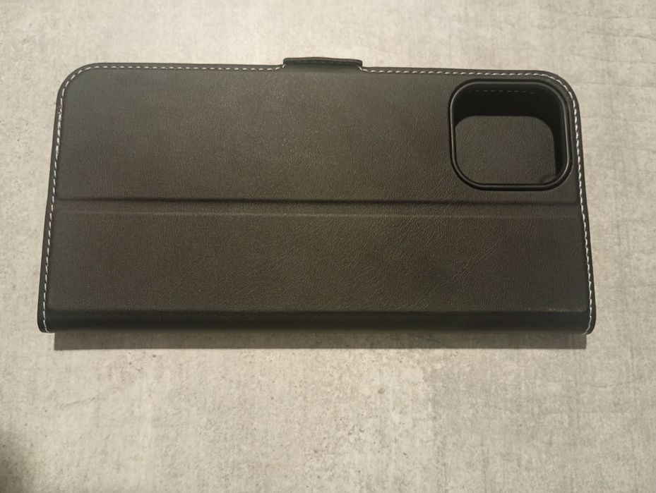 Mam na sprzedaż nowe etui do telefonu iPhone 12 pro max