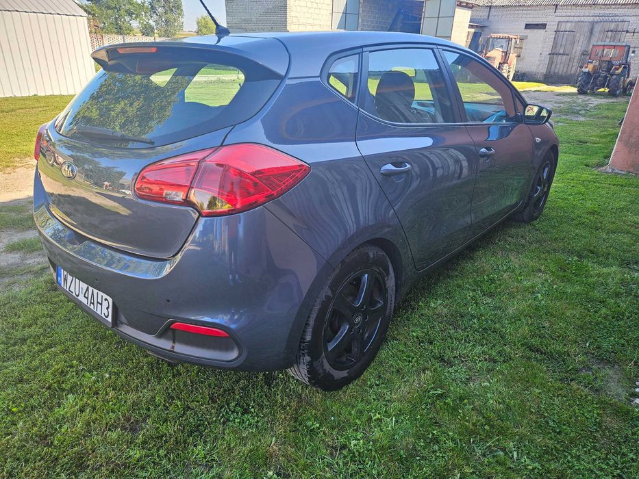 Kia Ceed II 1.6 2 gen GDI 135 KM