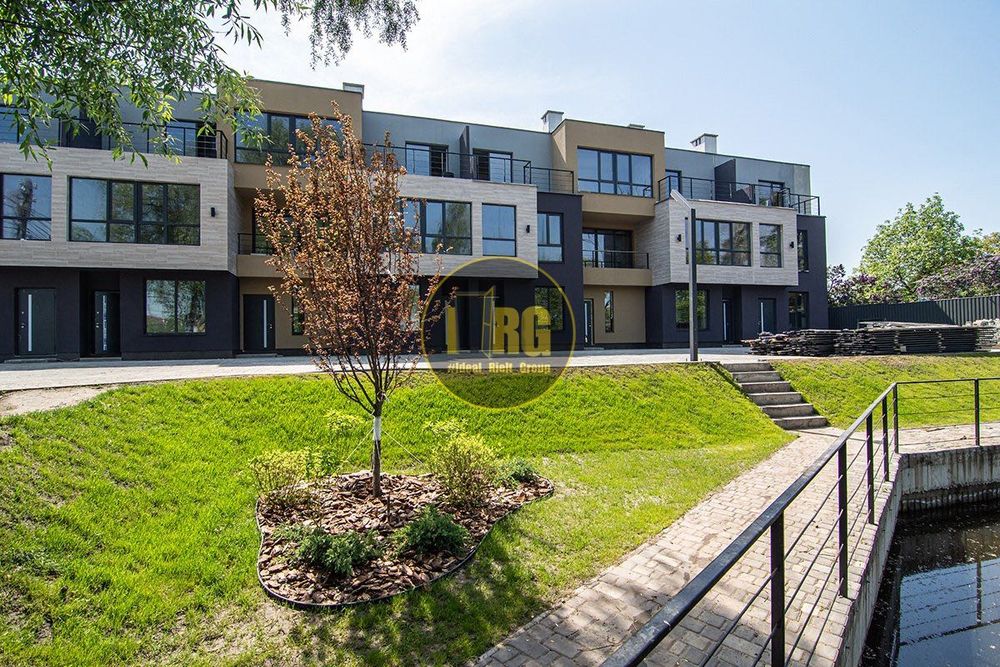 БЕЗ% Таунхаус 127м², Русановские Сады, ул Садовая, м. Левобережная