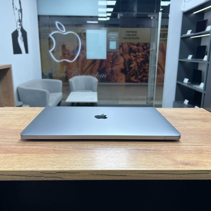 MacBook Pro 13 2022 (M2/8gb/512ssd) Гарантія. 40401SV