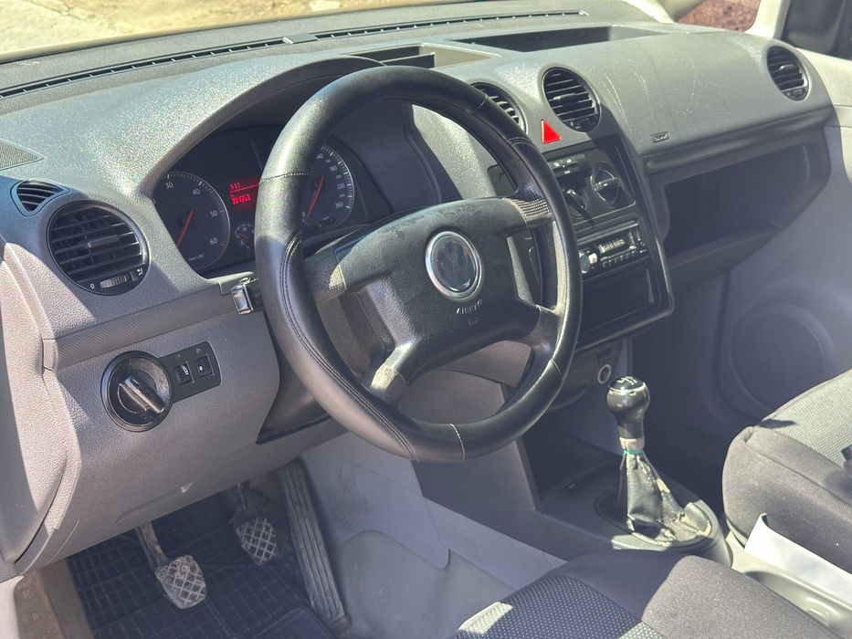 Продам VOLKSWAGEN Caddy пас 2005 2.0d механiка