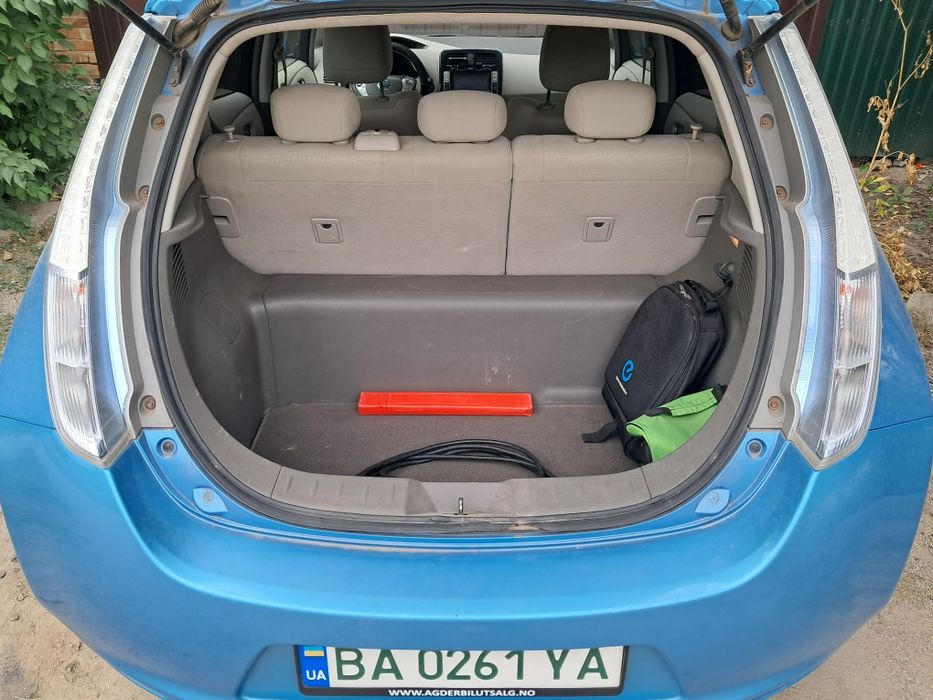 Продам Nissan Leaf 2012 
I покоління