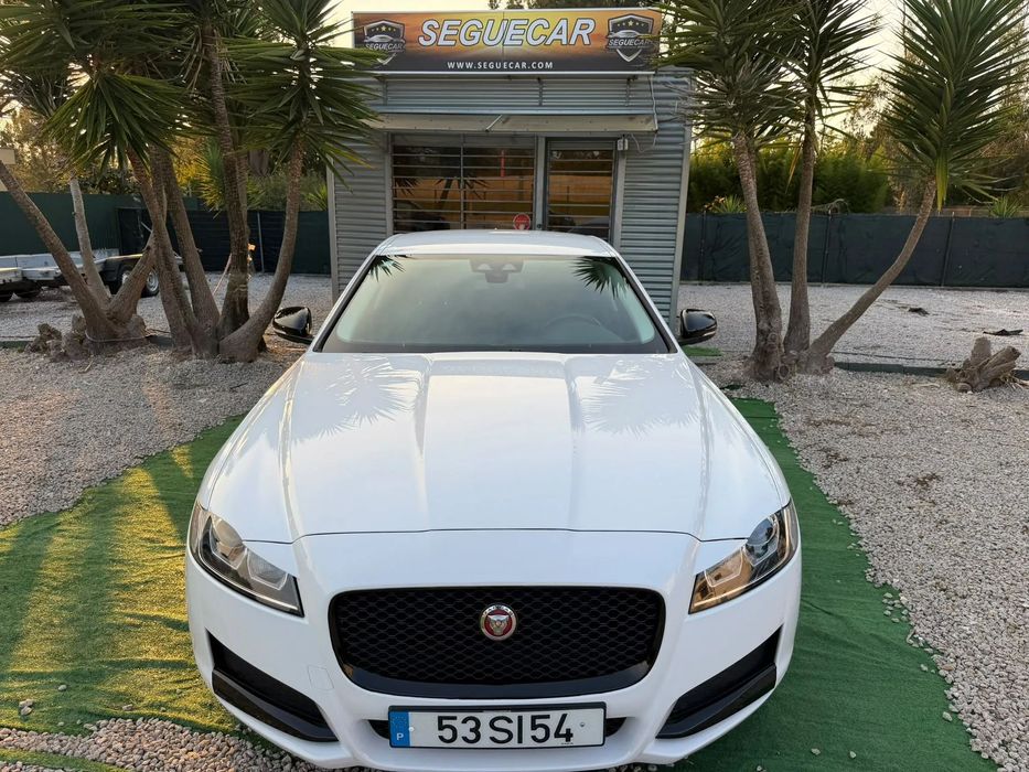 Jaguar XF 2.0 D Prestige