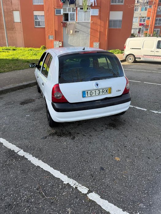 Renault Clio 1.2 Gasolina | 2001 | aceito retoma 
Renault Clio ano 2