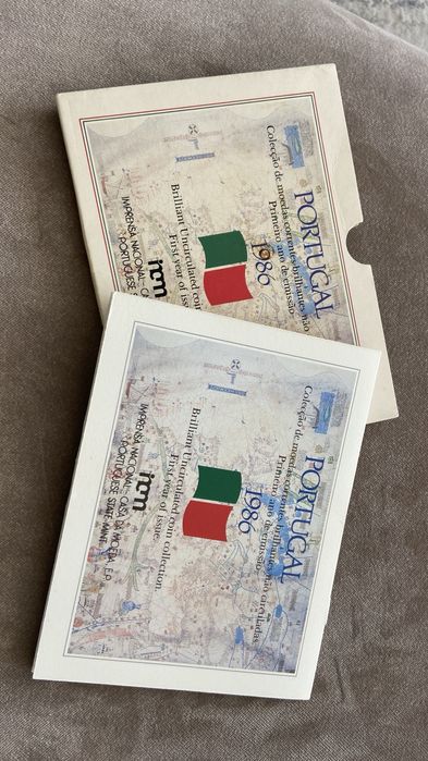 Carteiras / conjuntos de moedas Escudo comemorativas