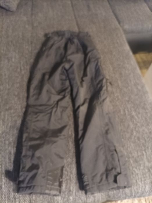 Spodnie narciarskie czarne 146cm