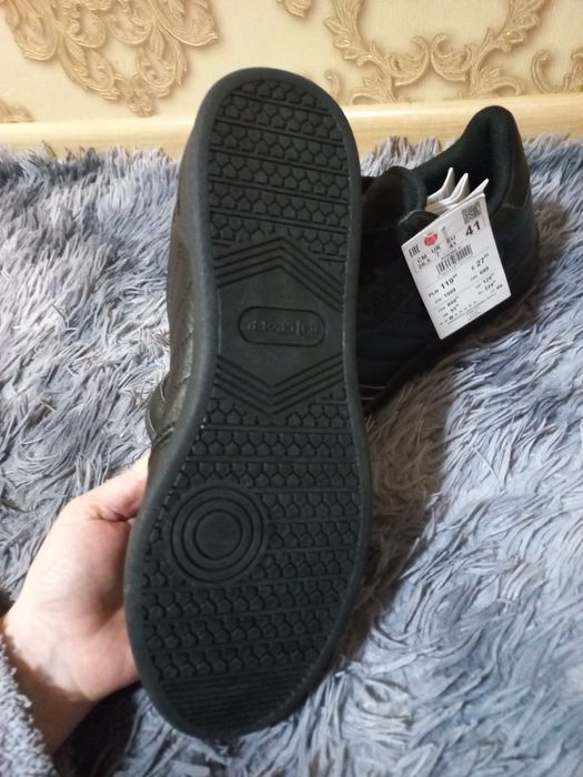 Чоловічі кеди Cropp.