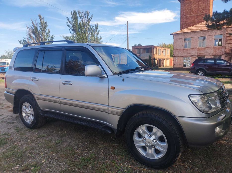 Продам Land Cruiser 100