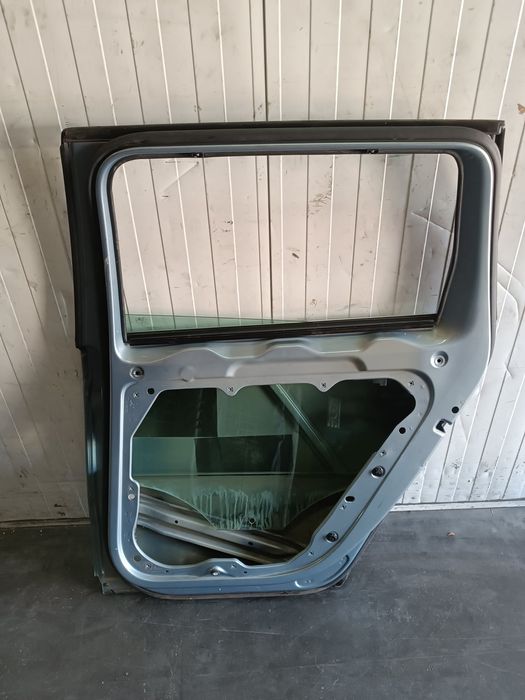 Porta Trás Direita VW PASSAT B6 Variant 1.6 TDI (77 kW / 105 cv) [08.2009 - 11.2010]