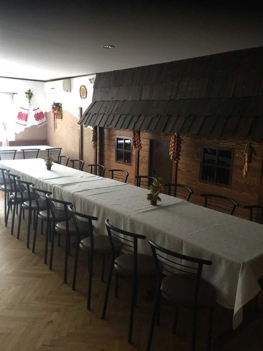 Продаж комерційного приміщення біля озера в м.Тлумач