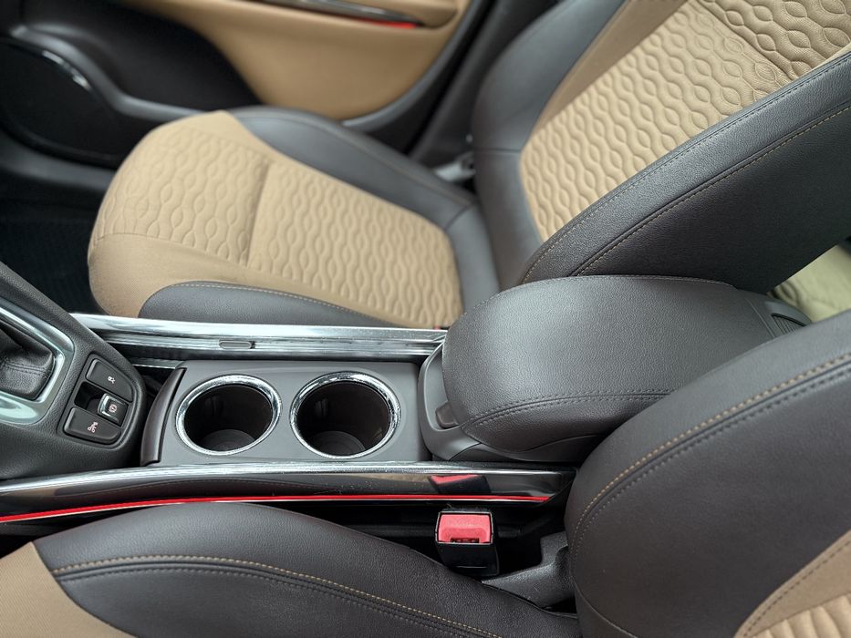 Opel Zefira максимальна комплектація