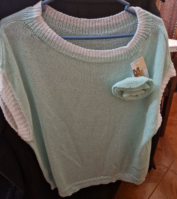 Camisola nova com etiqueta