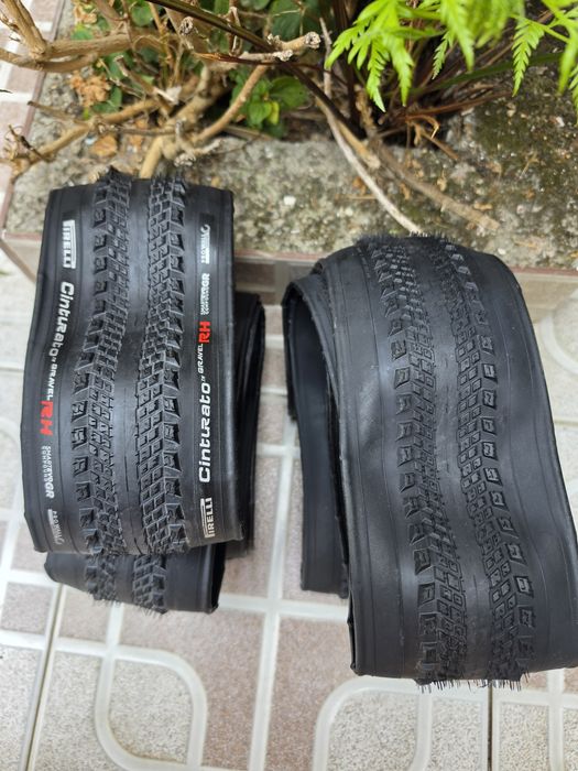 Vendo 2 pneus pirelli rh gravel 40mm