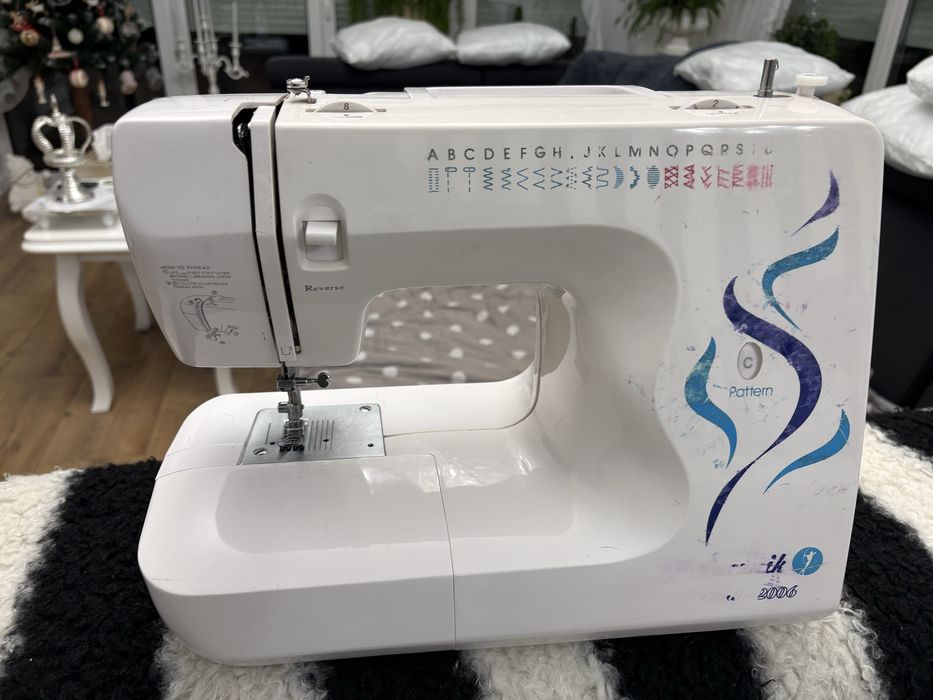 Maszyna do szycia Łucznik.