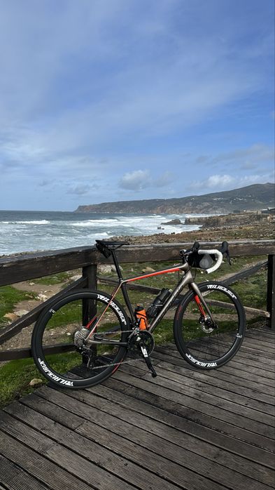 Cannandale synapse com rodas carbono