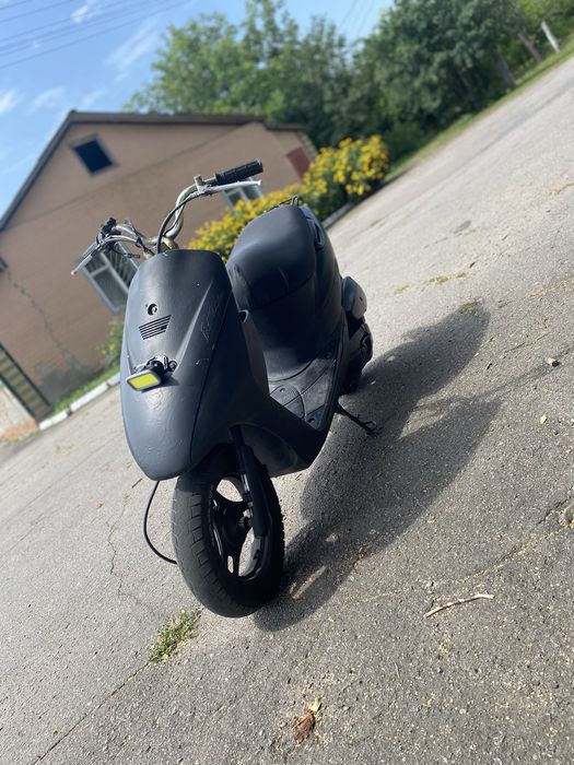 Скутер Suzuki Lets 2