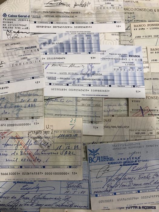 Lote de 30 Cheques Bancarios usados