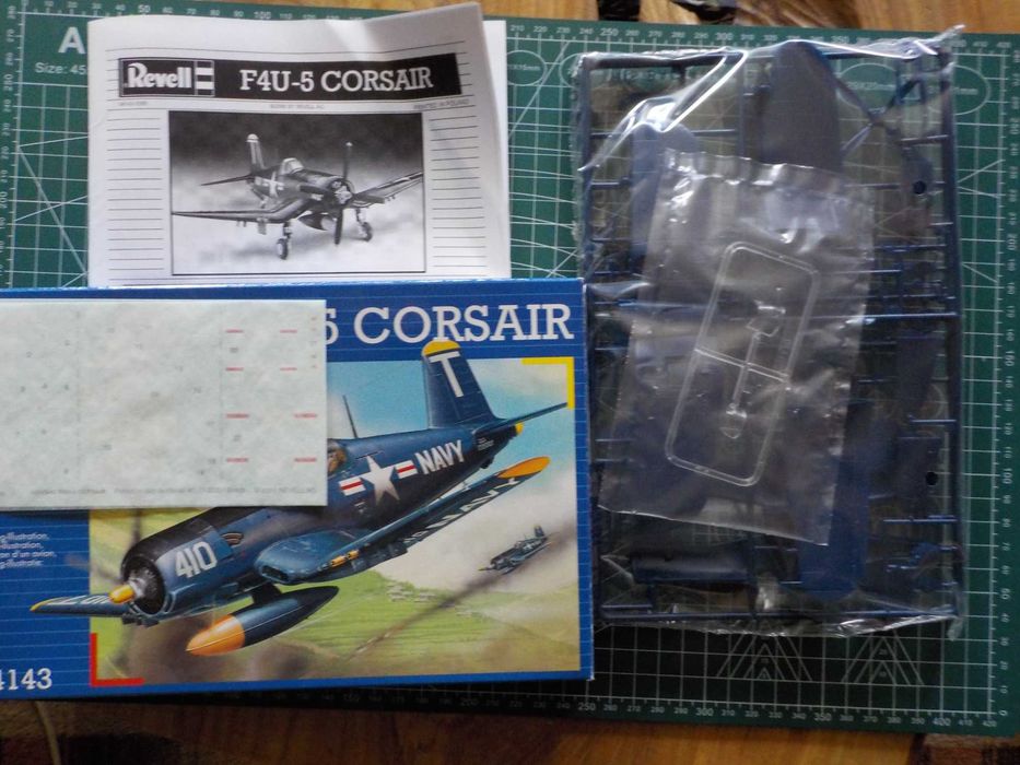 corsair f4u-5 "revell" 1/72