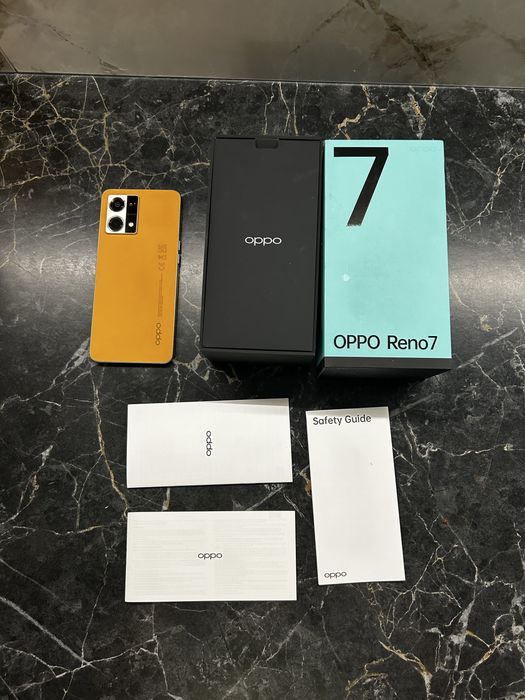 Telefon Oppo Reno 7