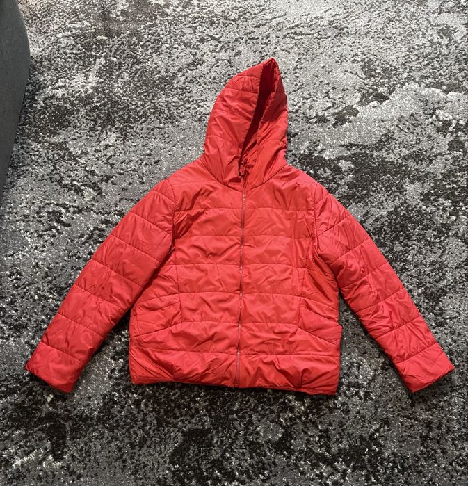 Жіноча куртка демісезонна